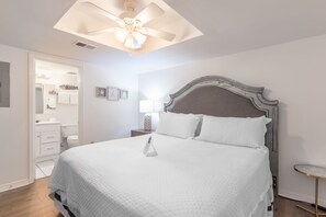 1 bedroom, iron/ironing board, free WiFi, bed sheets