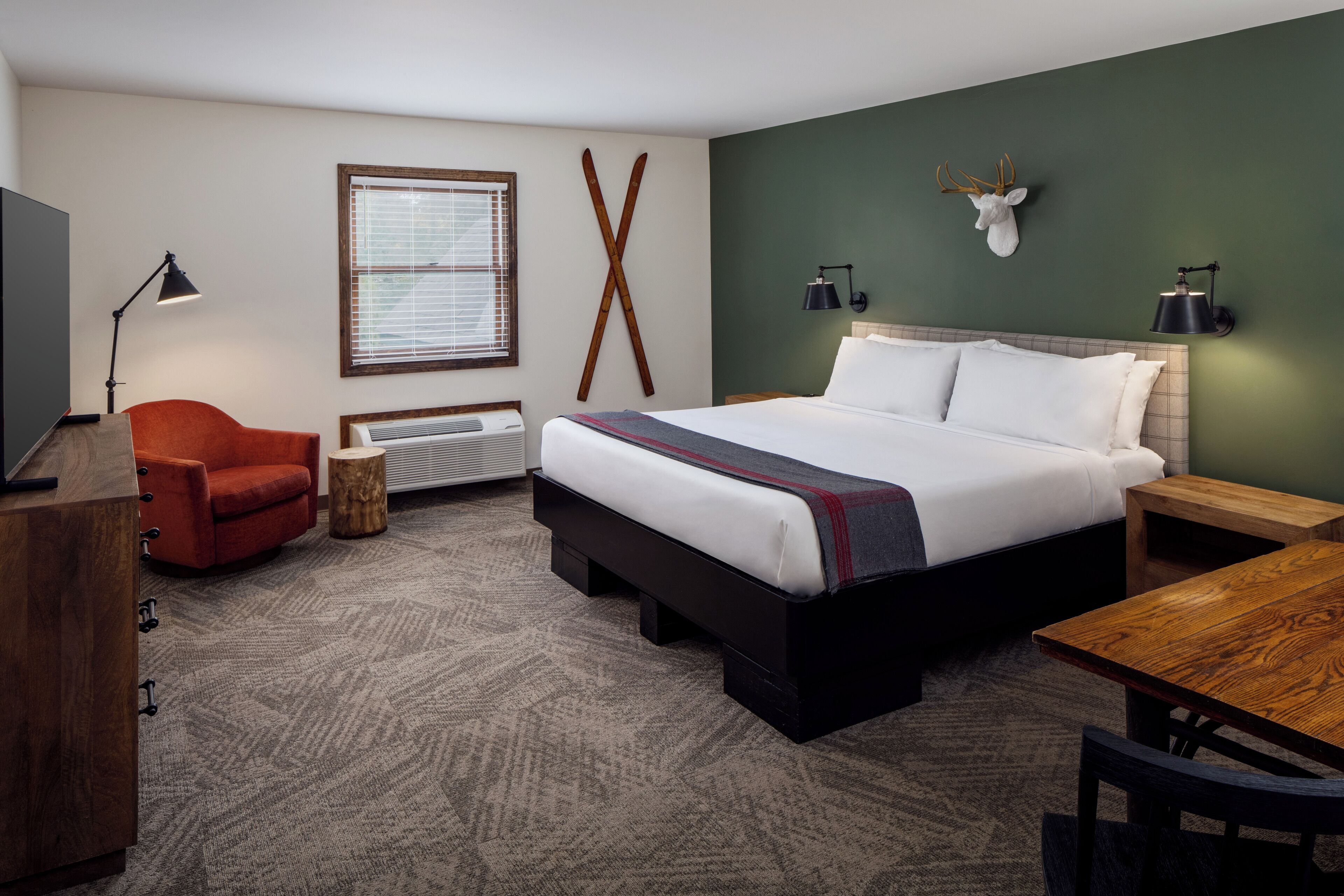 Allergitestade sängkläder, strykjärn/strykbräda och gratis wi-fi