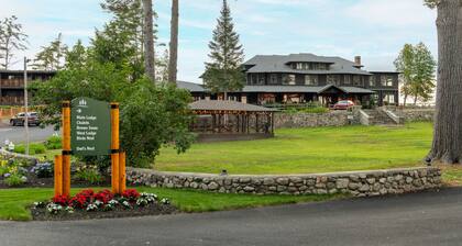 Lodge at Schroon Lake