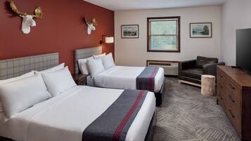 Ropa de cama hipoalergénica y tabla de planchar con plancha