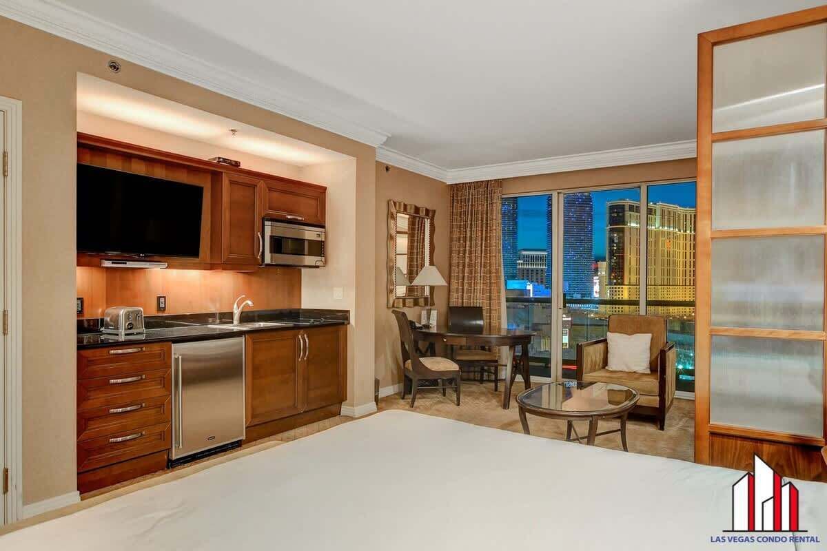 In-room safe, desk, iron/ironing board, free WiFi