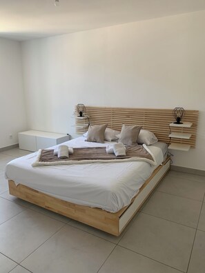 3 chambres, Wi-Fi gratuit, draps fournis