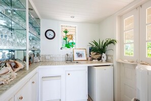 Casa, 4 quartos | Cozinha privada | Geladeira, fogão, cafeteira/chaleira, torradeira