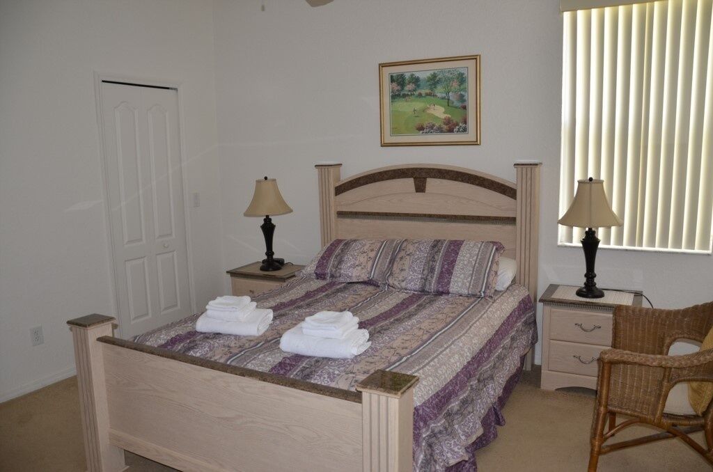 4 Bed 3 Bath 448 Birkdale, Overlooks Golf Course. 4 Bedroom Home by Redawning