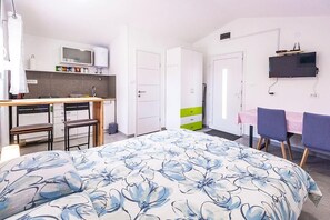 1 bedroom, WiFi