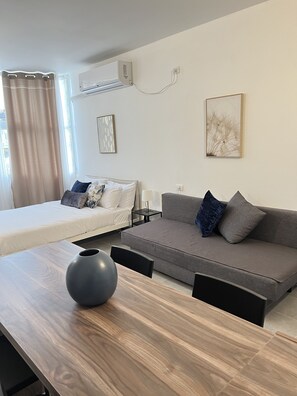 Family Loft, 1 Double Bed with Sofa bed - AspenTLV - Hacarmel Market Apartments (Tel Aviv)