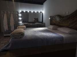 Superior Quadruple Room | Hypo-allergenic bedding, minibar, bed sheets