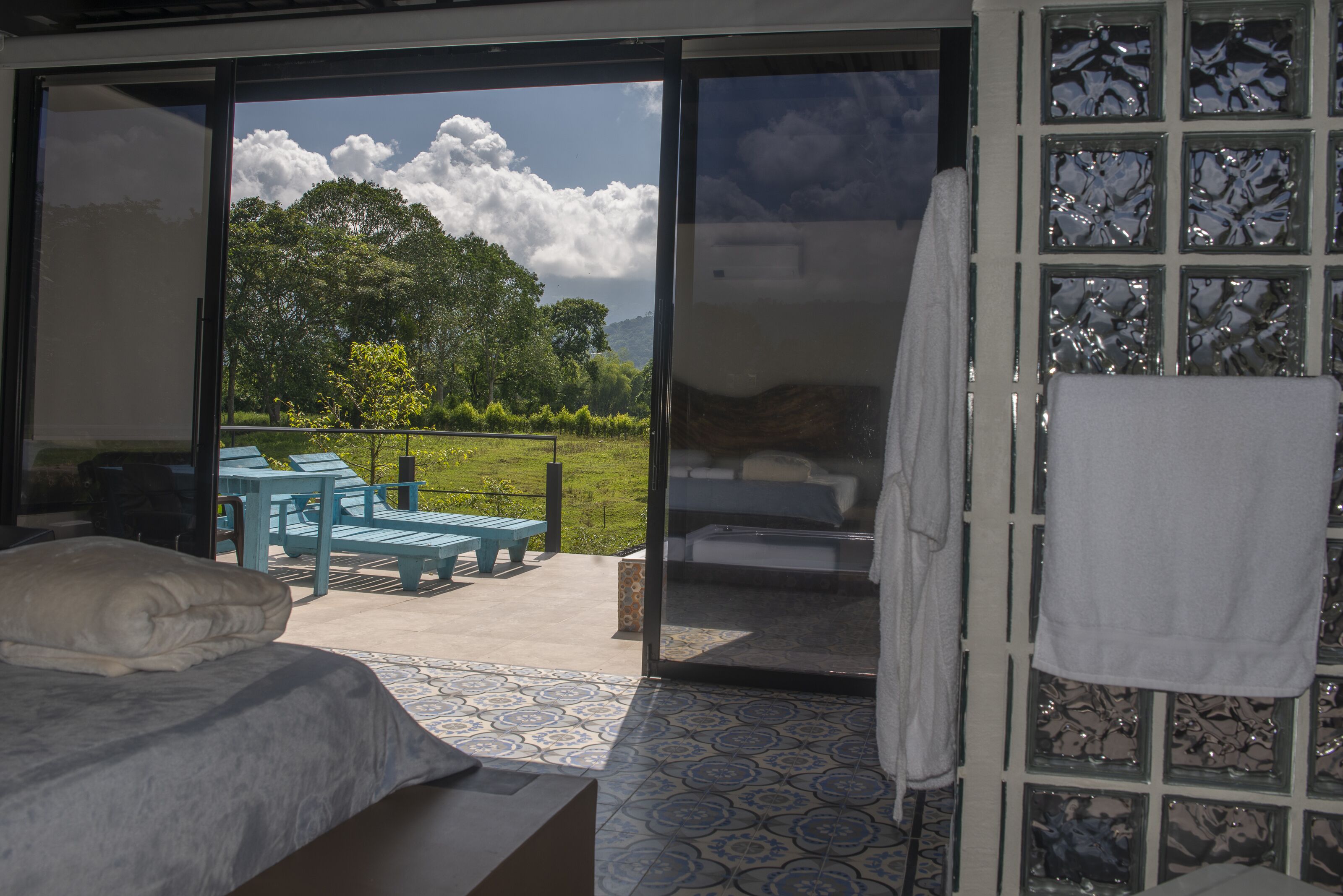 Cabana | Ropa de cama hipoalergénica, minibar y ropa de cama 