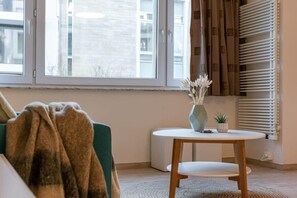 TV, DVD-spiller og kontorer