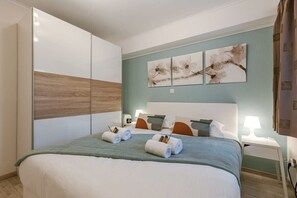 2 soverom, strykejern/-brett, reiseseng for barn og wi-fi