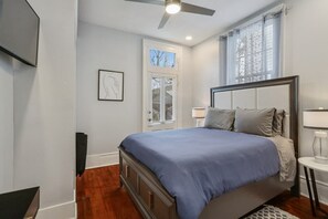 2 chambres, fer et planche à repasser, lit de bébé portatif, Wi-Fi