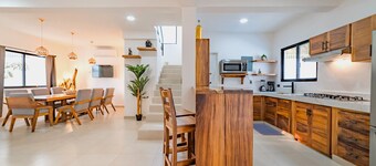 Charming Home - Walking Distance to the Beach