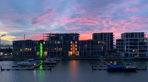 Apartment in perfect location directly at the marina, great view