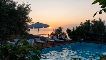 Alberca al aire libre