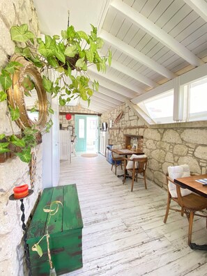 Reception - Nidus Alaçatı  (Cesme)