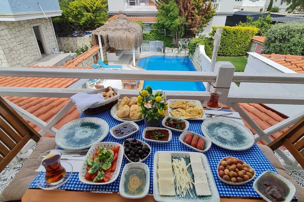 Nidus Alaçatı