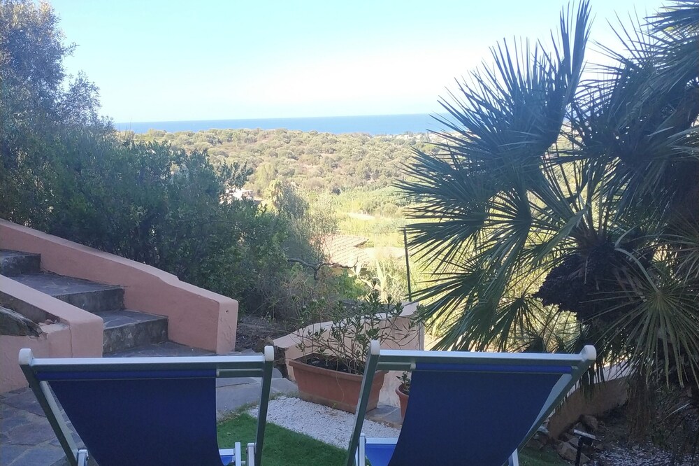 HOUSE WITH GULF VIEW NEAR THE SEA
