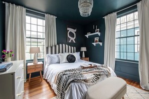 2 bedrooms, desk, WiFi, bed sheets - Wonderland (Atlanta)