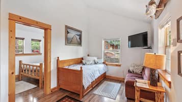 Fishing Cabin | Living area