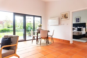 Dining - Quarry View Studio in Shrewsbury with Parking (Shrewsbury)