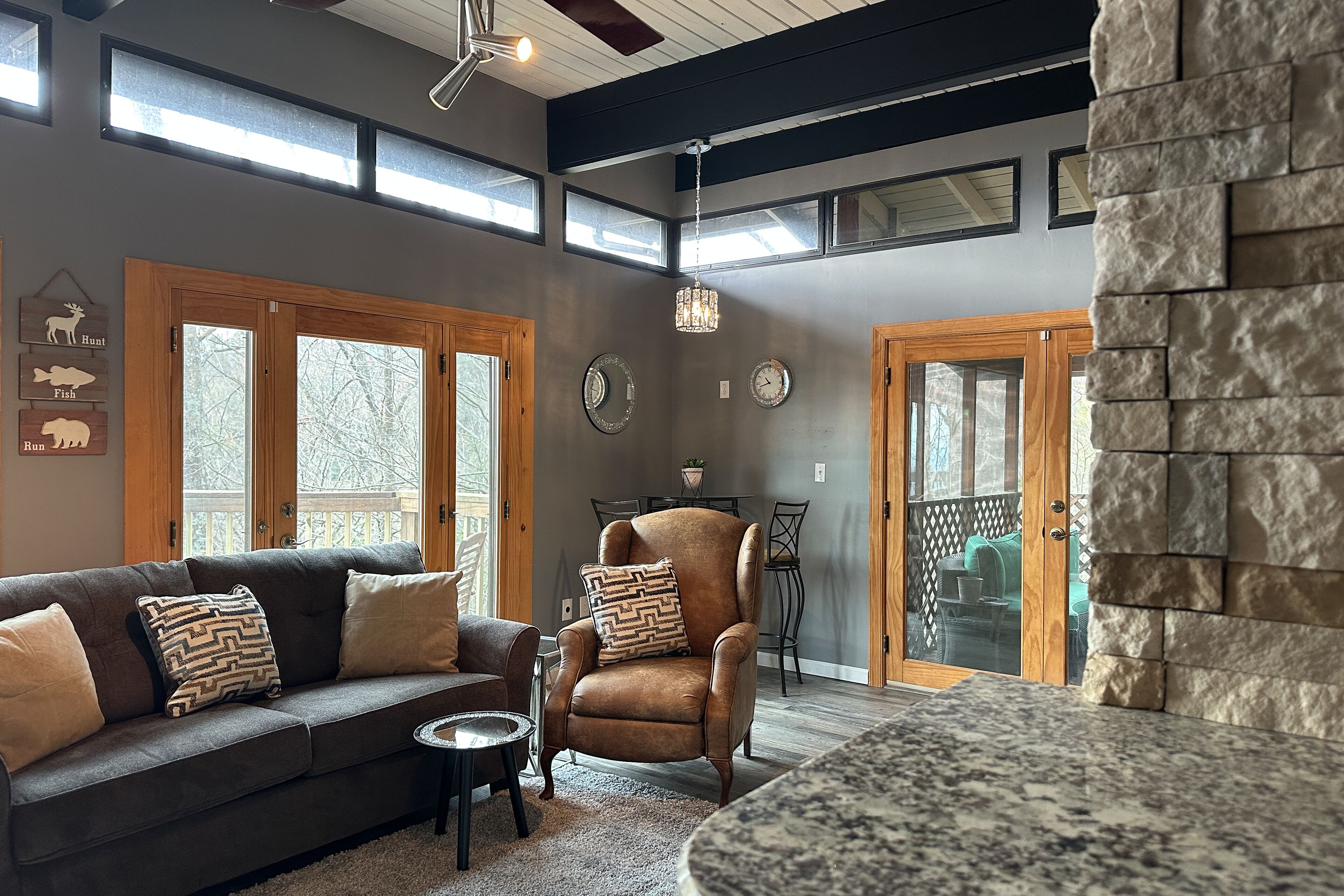 Modern Smoky Mountain escape with private sauna, deck, & amazing views