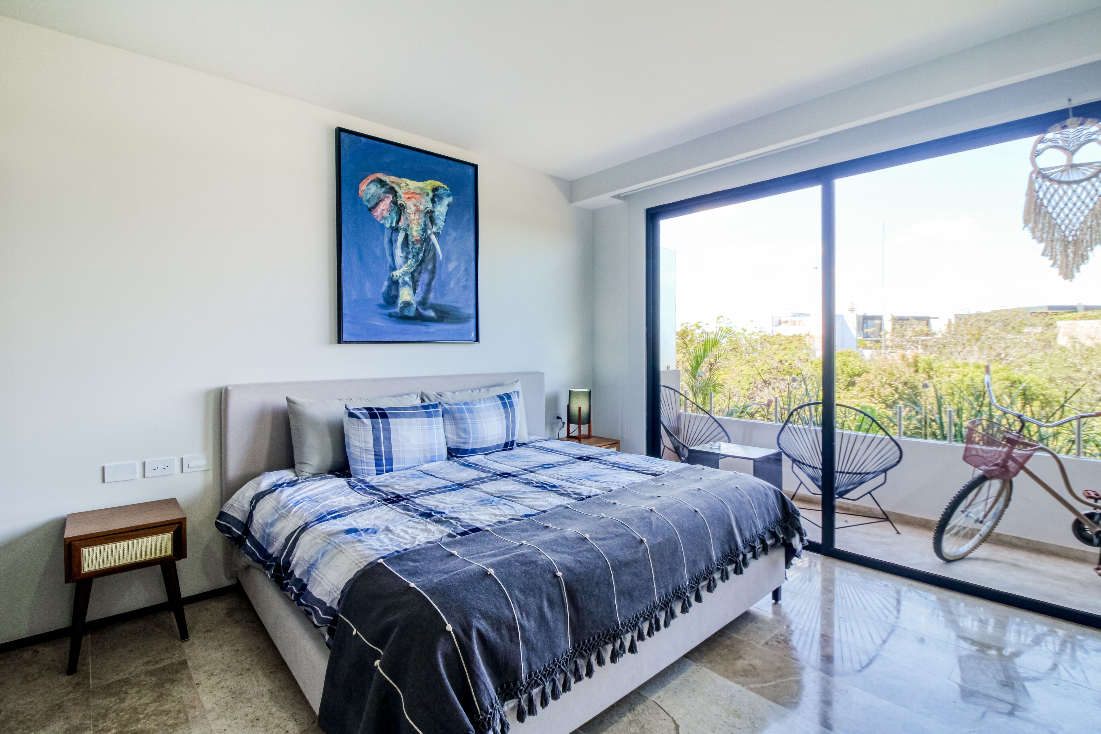 Internet, bed sheets