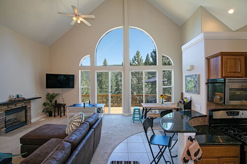 Donner Lake, Home | Walk to the Lake, Trails, & Family Activities