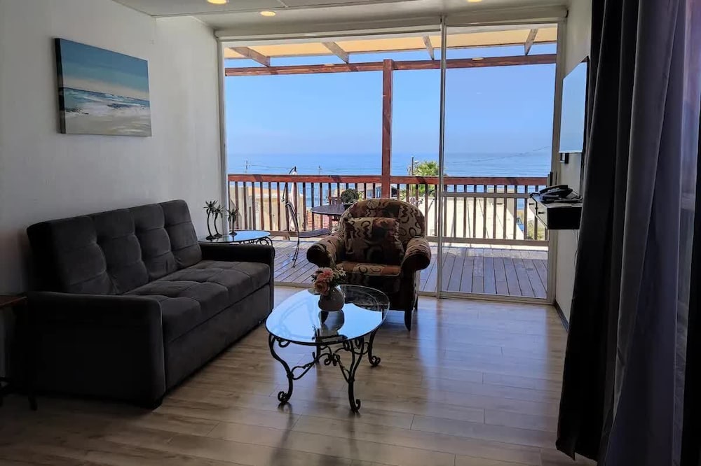 Great Ocean View. Sunset House 17!!