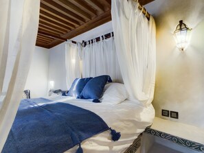 Wifi gratis y ropa de cama 