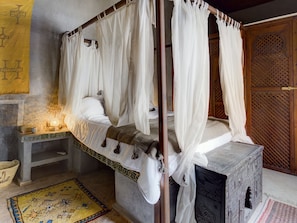 Comfort Double Room Rumi | Free WiFi, bed sheets - Riad Dar Al Amal (Marrakech)