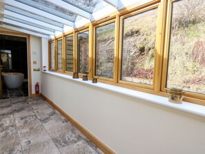 Cottage | Interior - The Orchard (Knighton)