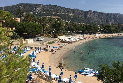 Pool , 150m to beach, seaview