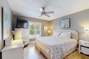 2 bedrooms, internet, bed sheets