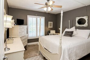 2 bedrooms, internet, bed sheets
