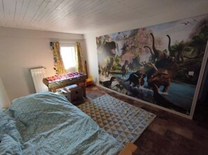 6 Schlafzimmer, Bügeleisen/Bügelbrett, kostenloses WLAN, Bettwäsche