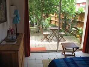 5 bedrooms, iron/ironing board, free WiFi