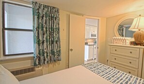 2 bedrooms, desk, iron/ironing board, WiFi - Two Bedroom Ocean Front, Luxury Condo, Myrtle Beach, SC 3331983 (North Myrtle Beach)