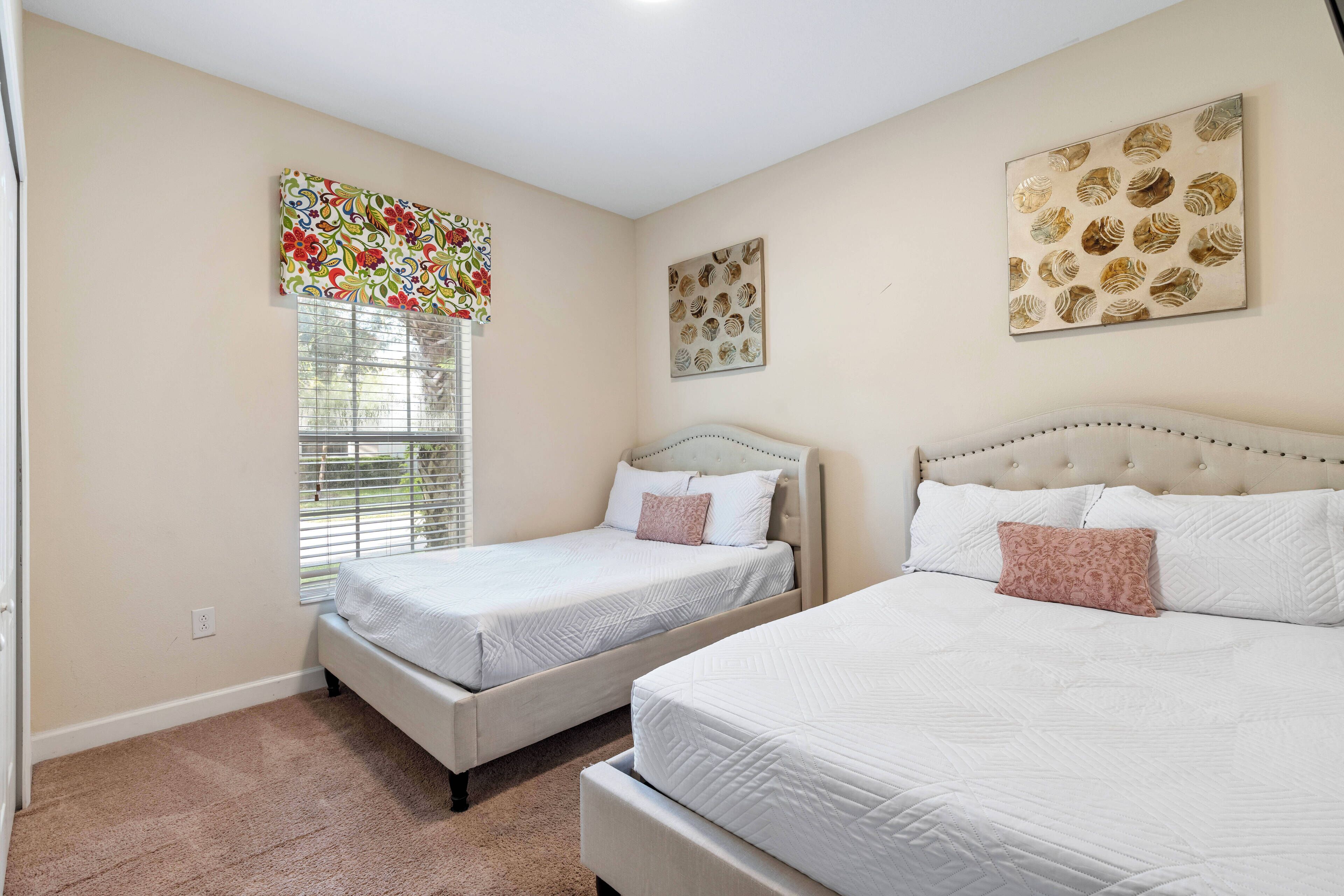 Amazing 5BD and 4BH 6 miles from Disney