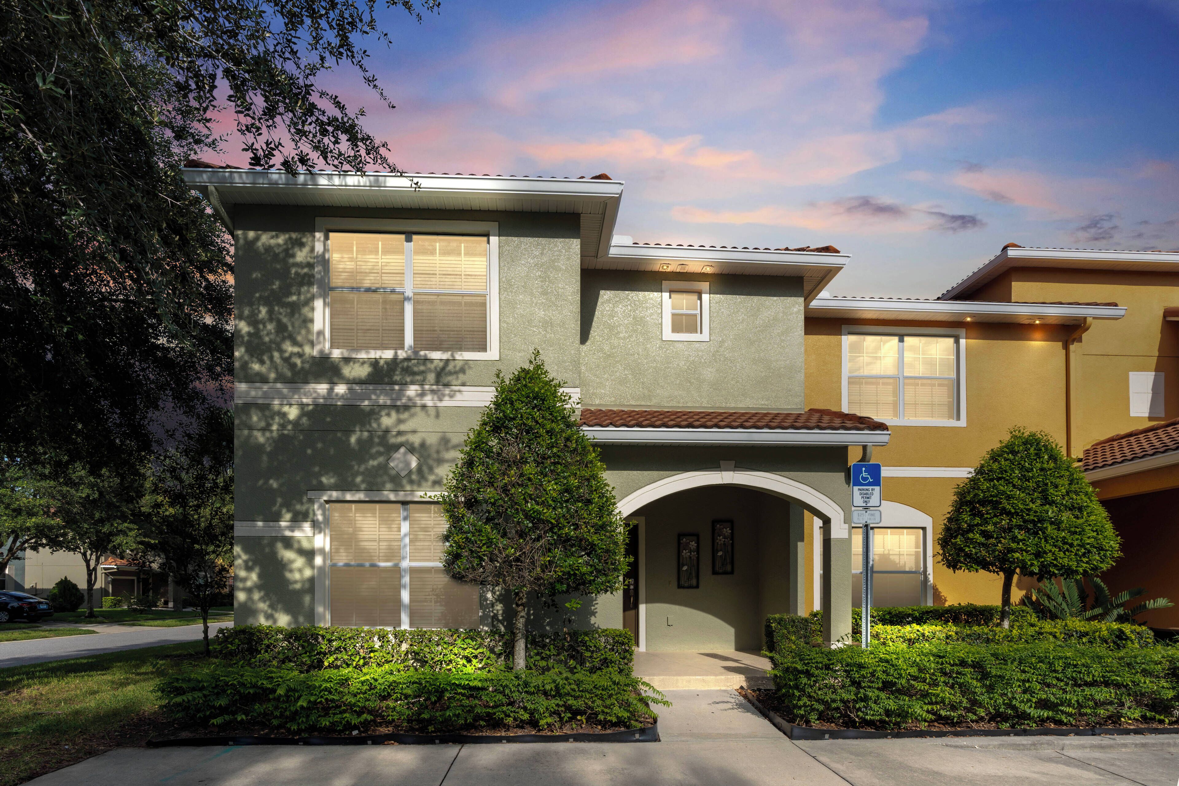 Amazing 5BD and 4BH 6 miles from Disney