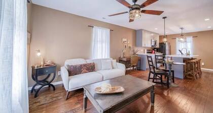 Cozy Cottage on Historic Route 66, minutes away from Wineries & Restaurants.