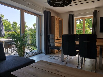 Apartment (80sqm) with balcony (10sqm) 2km away from Weißenburg