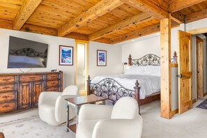 3 chambres, fer et planche à repasser, Wi-Fi gratuit, draps fournis
