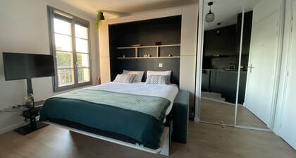 Au Studio Pissarro tout confort Ă 2 minutes de la gare