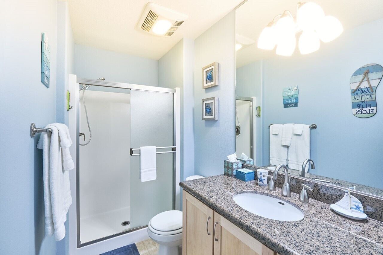 Walk to town and beach, Balcony, Private, Sunset View (Scenic)