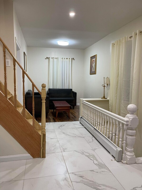 Interior - Very Nice place (Queens)