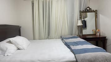 1 bedroom, in-room safe, free WiFi, bed sheets