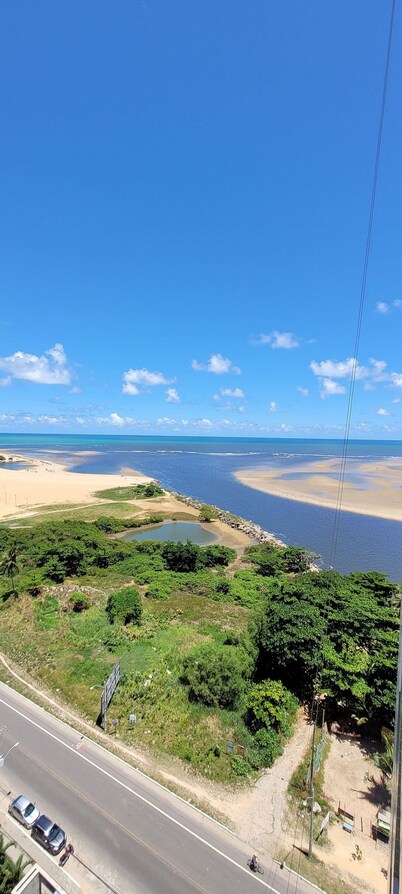 Flat beira mar no Barra Classic
