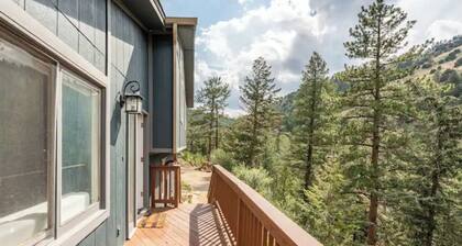 Stay in the Rockies 1.3 miles to I-70 .5 Miles to Hotsprings 25 mins to Redrocks