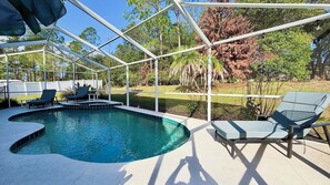 430oxd(4) - Highlands Reserve 3 Bed Pool Home with Spa, Spacious Living & Close to Disney (Davenport)