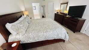 3 quartos, ferros/tábuas de passar roupa, Wi-Fi, roupa de cama